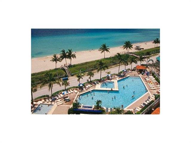 Beachfront W/pool