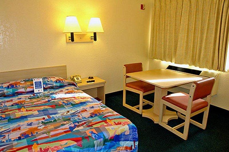 6-kissimmee, Fl - Orlando 2* Celebration