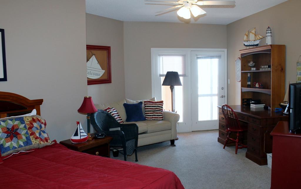 Palms 504 * Redington Shores
