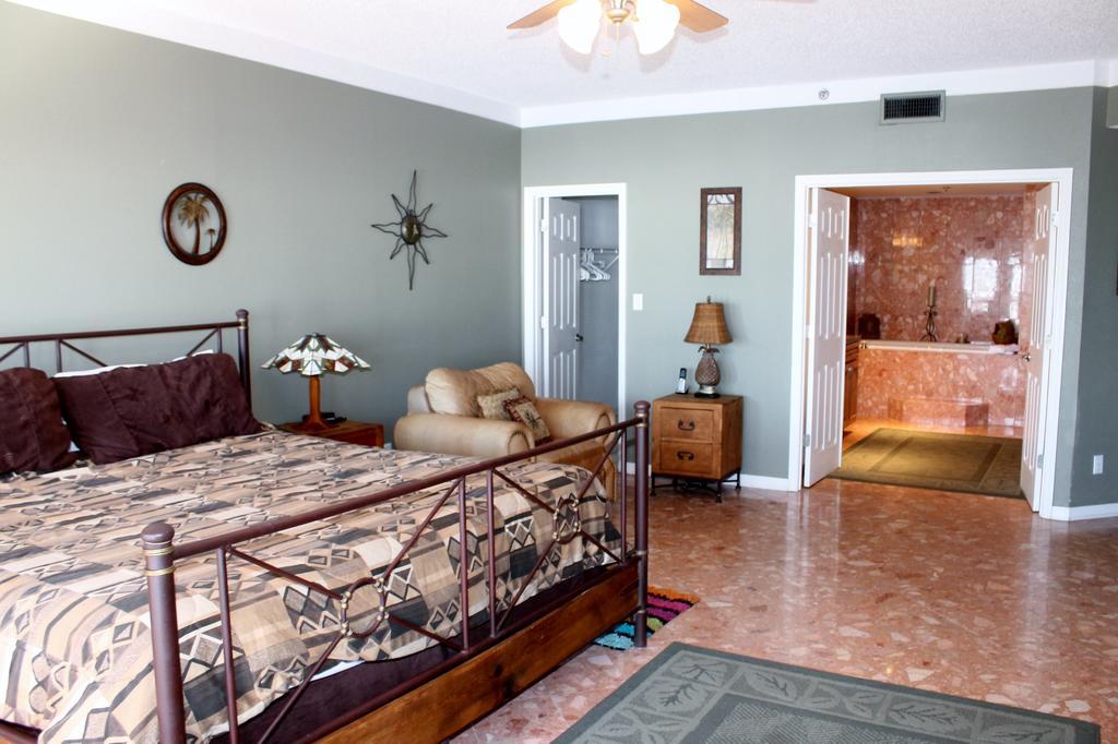 Palms 504 Redington Shores