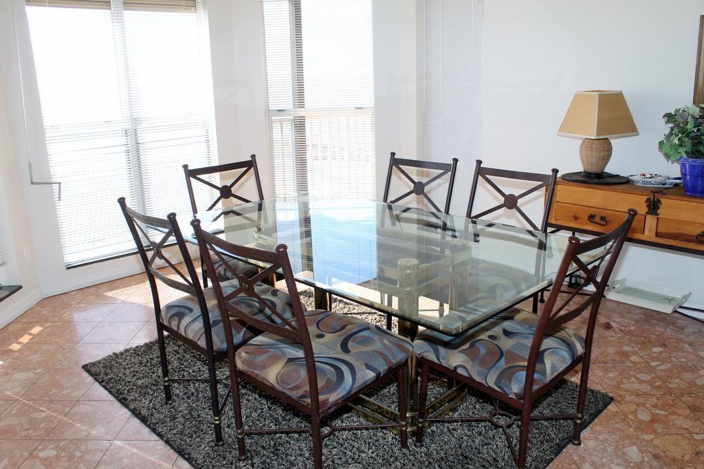 Apartment Palms 504