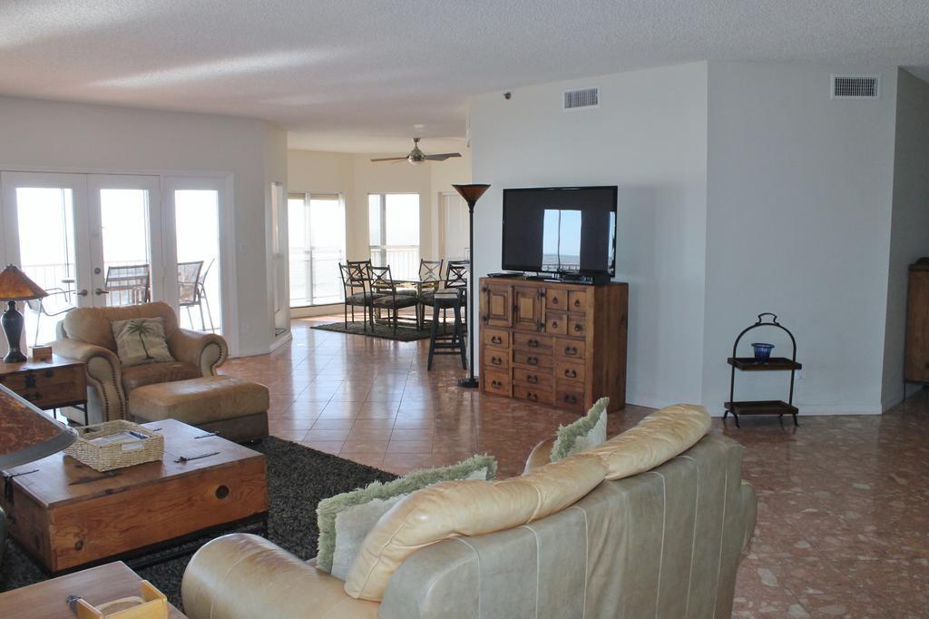 Palms 504 * Redington Shores