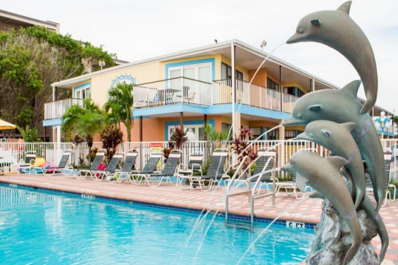 Resort Plaza - Beachfront 3*