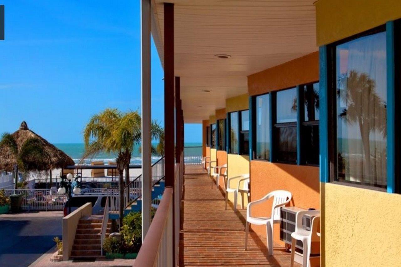 Plaza - Beachfront
