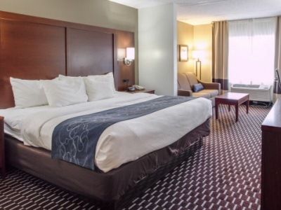 Spark By Hilton Historic District Hotel