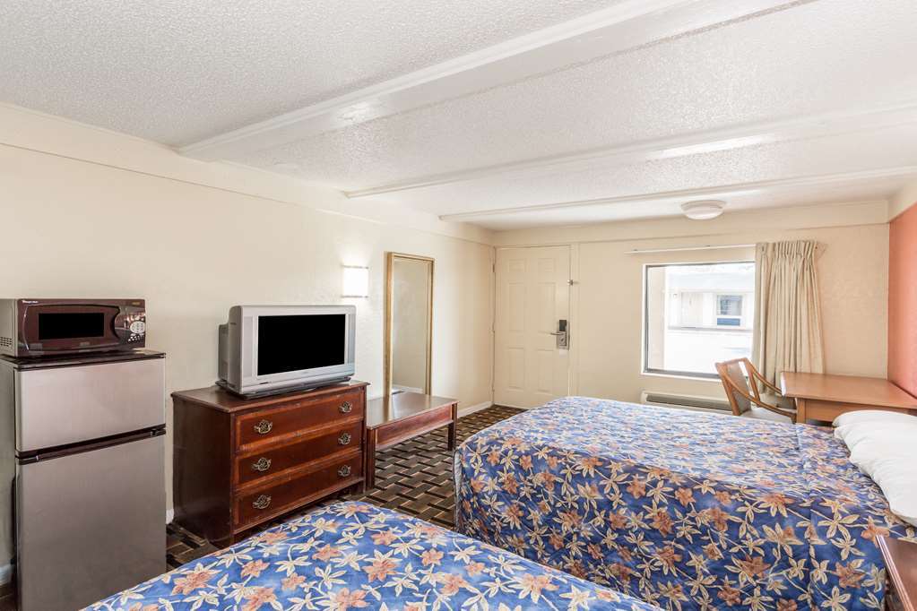 Hotel 6-fort Myers, Fl 2*