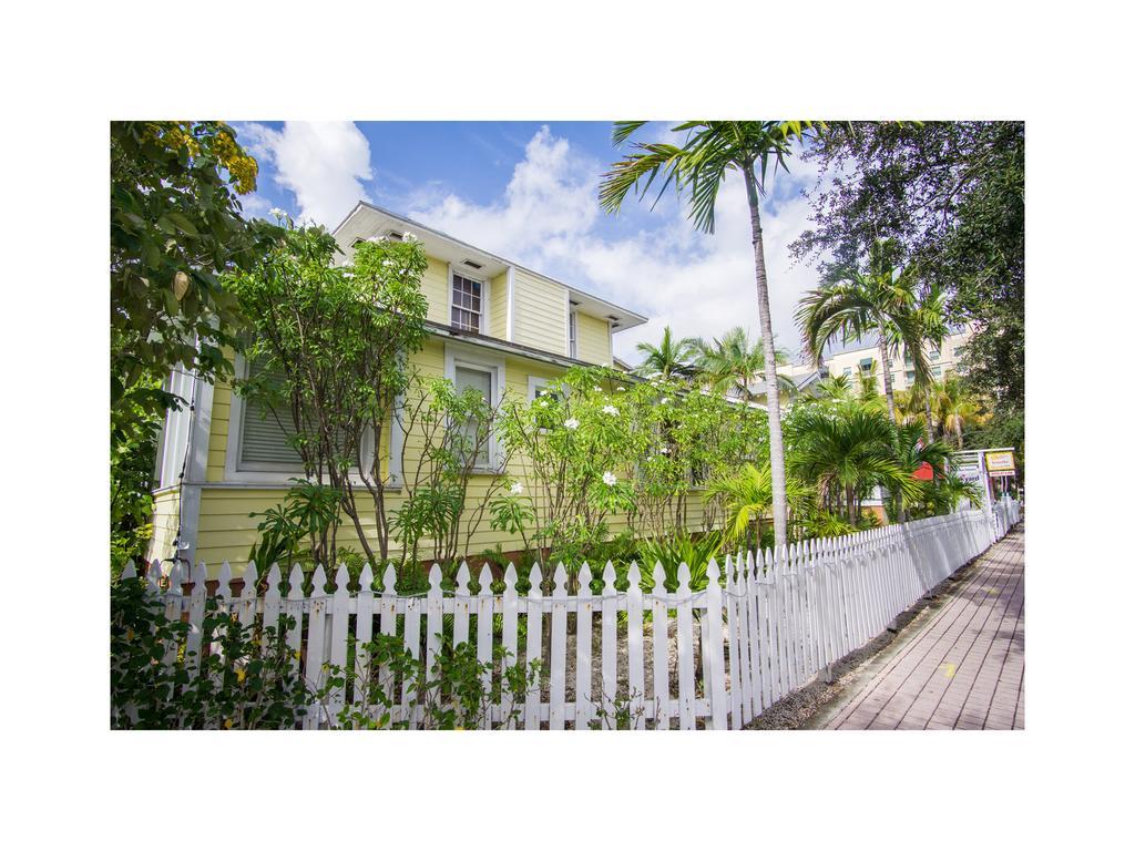 Bed & Breakfast Palm Beach Hibiscus Downtown 3*