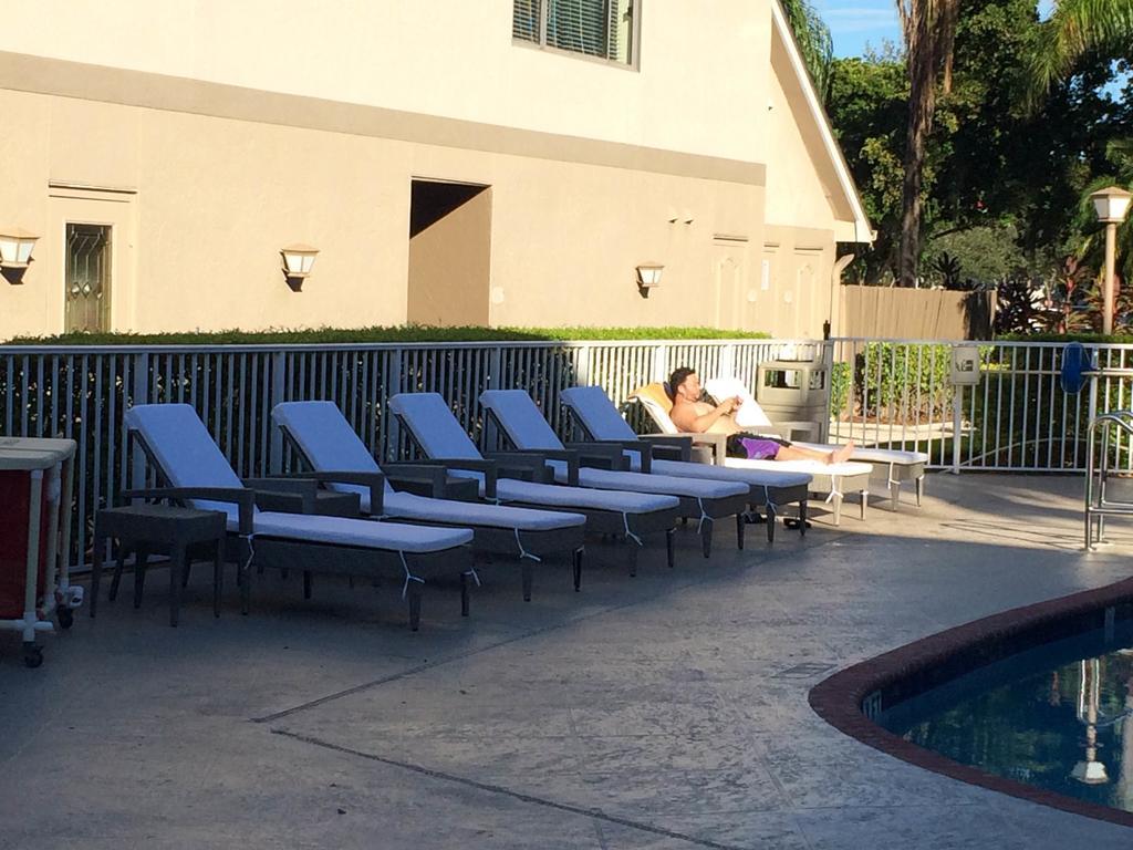 Hotel & Miami Airport West Doral