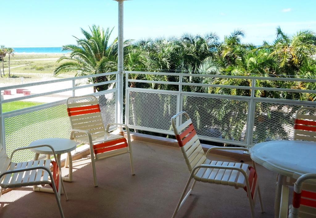 Tropic Terrace Of Treasure Island Hotel St. Pete Beach