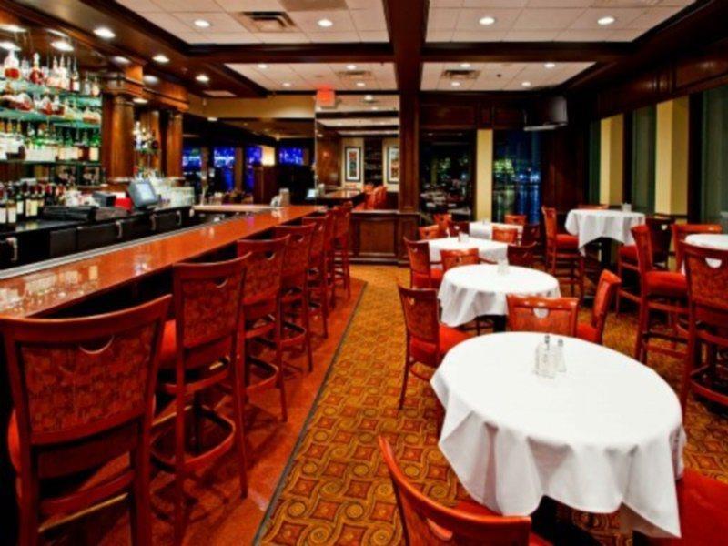 Doubletree By Hilton Riverfront, Fl Hotel Jacksonville
