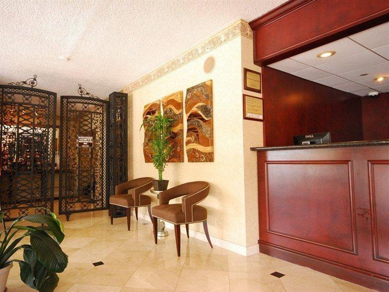 Comfort Oceanside Deerfield 3*
