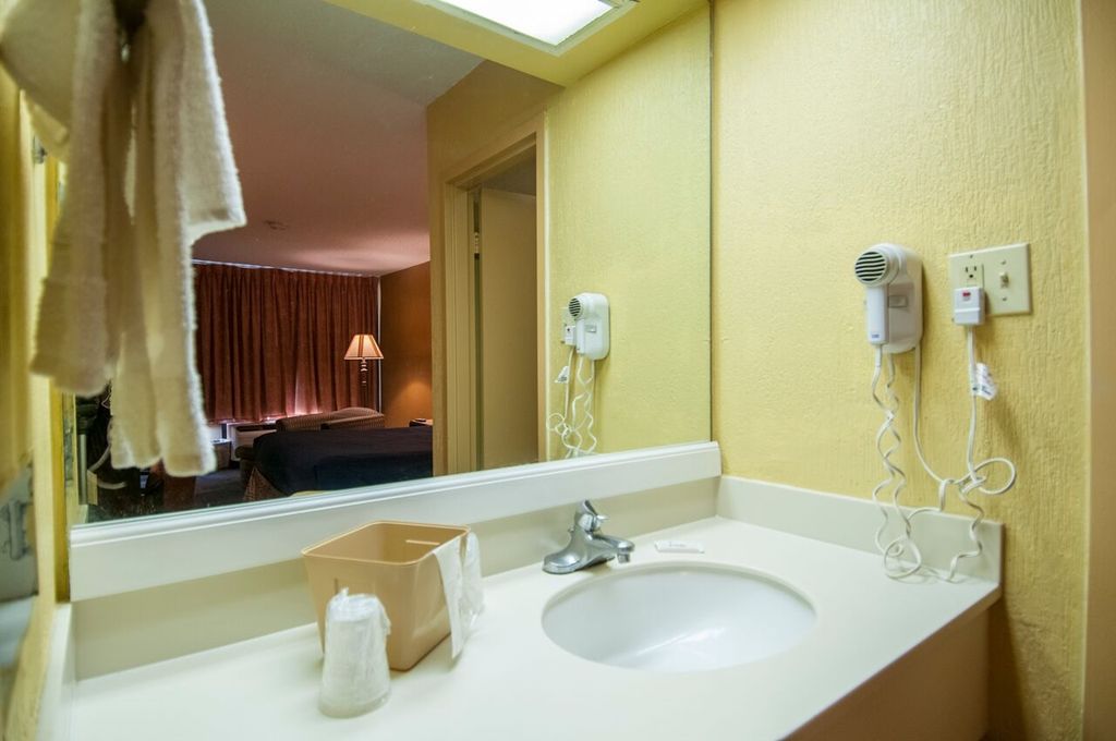 Rest And Relax Motel Pensacola