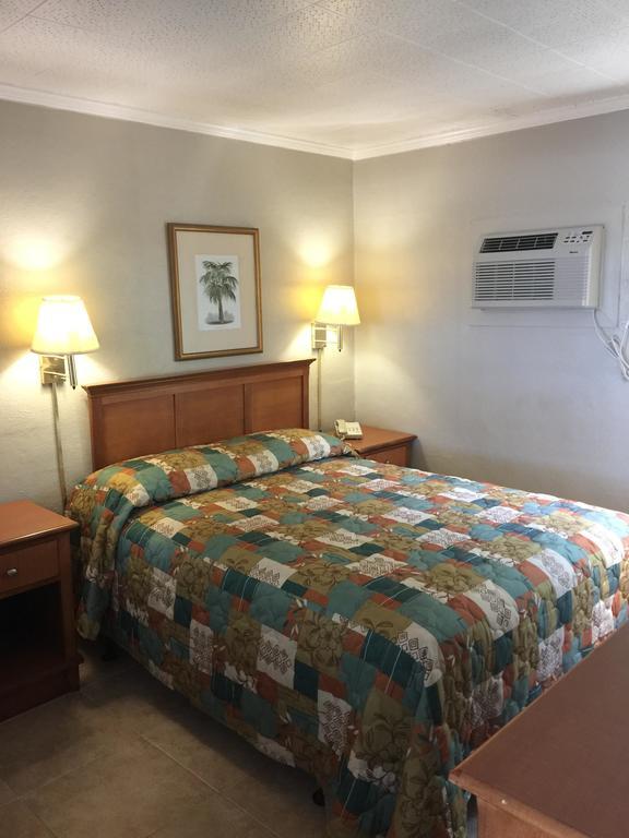 Campbell Motel