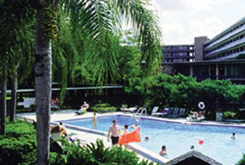 Rosen International Near The Parks Hotel