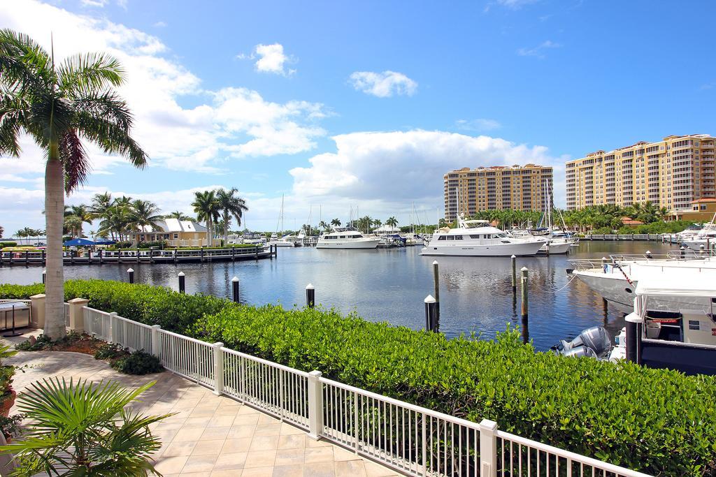 Ocean Drive Sw Cape - Waterfront Private Locally Owned & Managed, Fair & Honest Pricing Villa