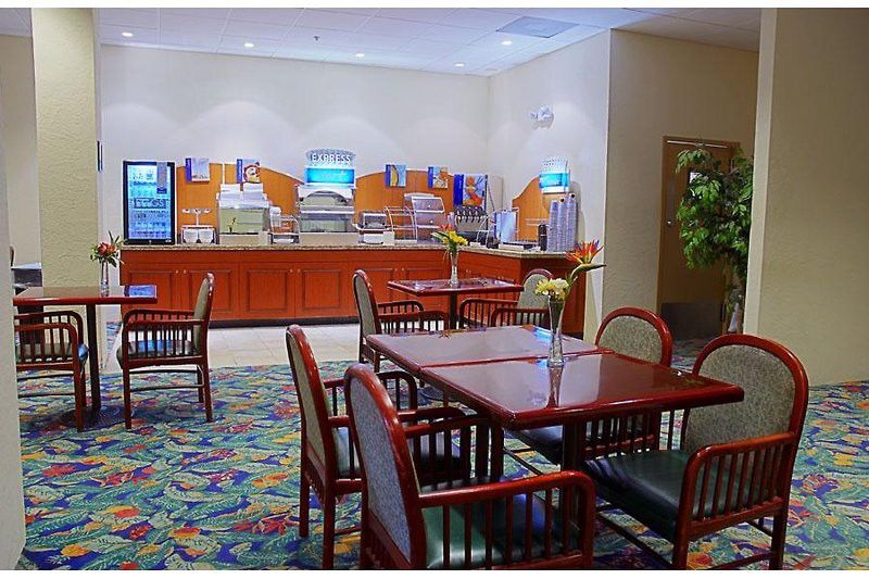 Express - West By Ihg Hotel 3*