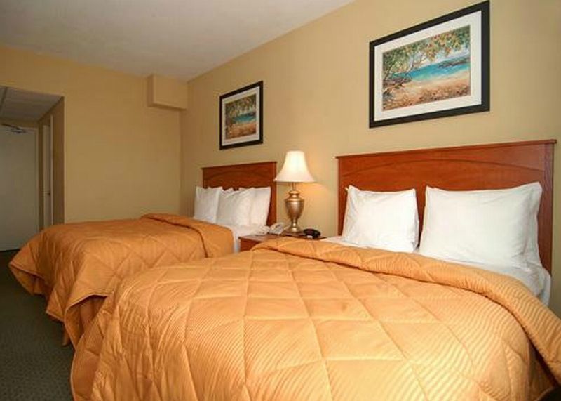 Clarion & Miami International Airport Hotel 2*