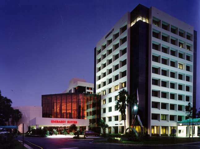 Embassy By Hilton Palm Gardens Pga Boulevard Hotel