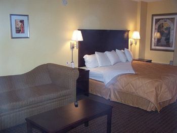 Hotel Express Daytona - Speedway, An Ihg