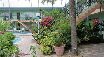 The Victoria Park Hotel 3*