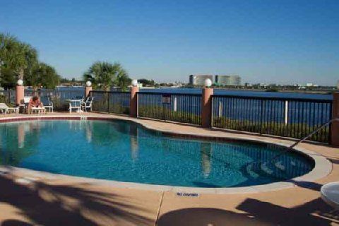 Express & Tampa-rocky Point Island By Ihg Hotel Tampa