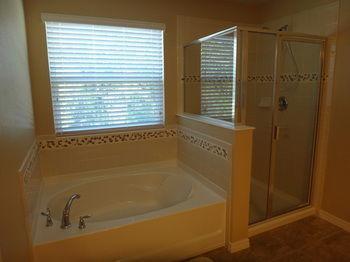 Hotel Crystal Cove By Cozykey Vacation 4*