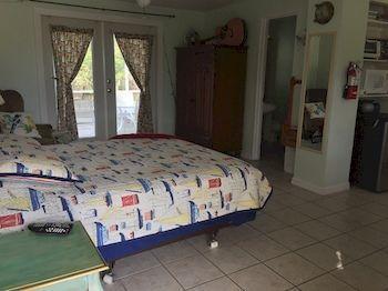Angler's Motel Matlacha
