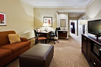 Embassy By Hilton Brandon 4*
