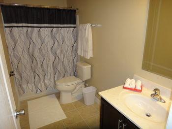 Crystal Cove By Cozykey Vacation Hotel 4*