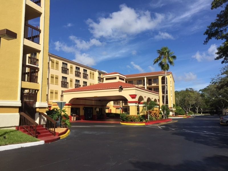 & - North Boca Raton