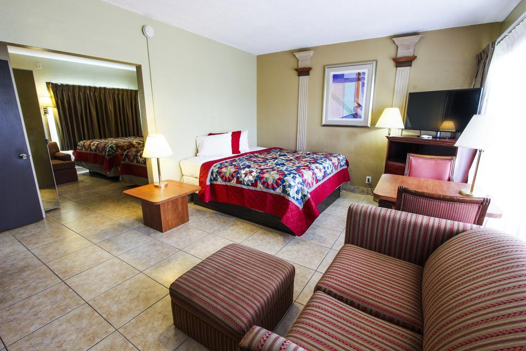 Hotel Oceans & 3*