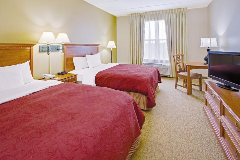 Hotel Country & By Radisson, Airport, Fl 3*