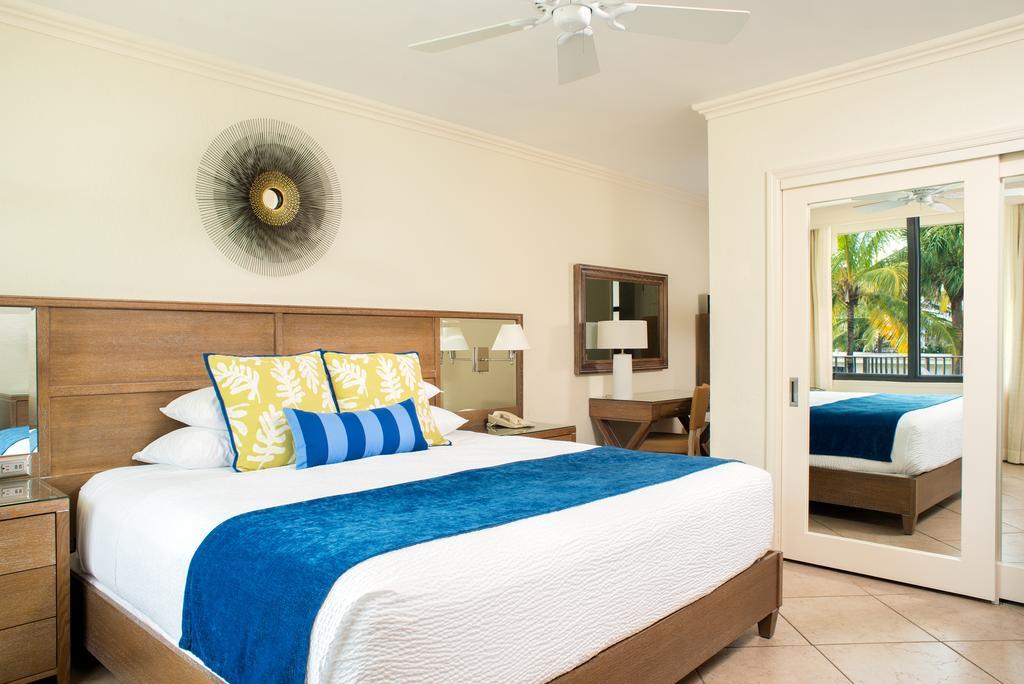 Hotel High Noon