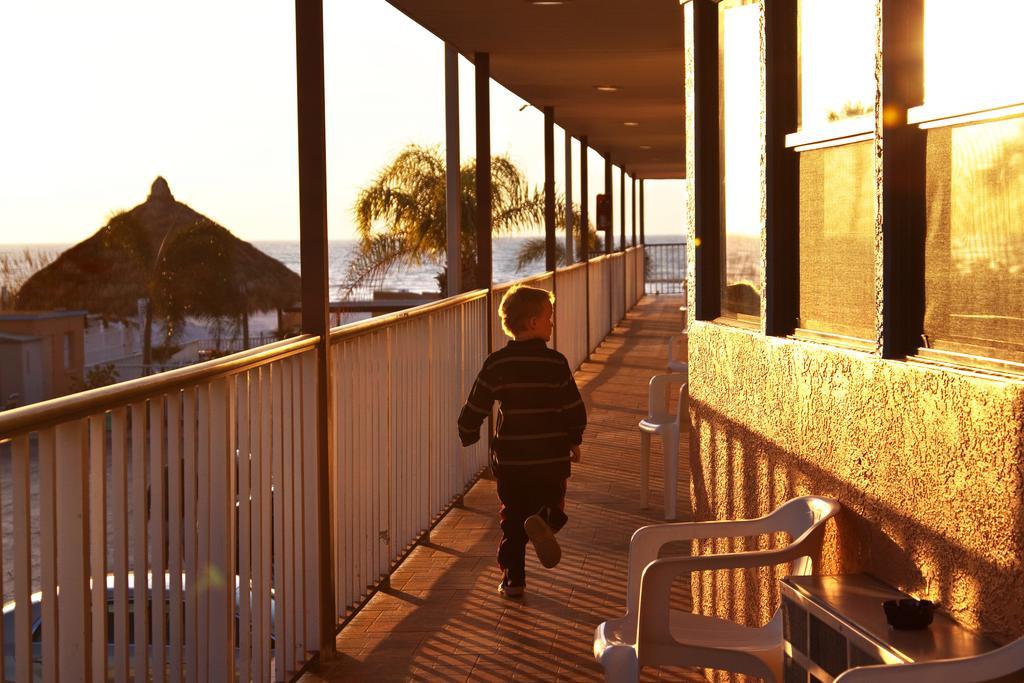 Plaza - Beachfront Resort 3*