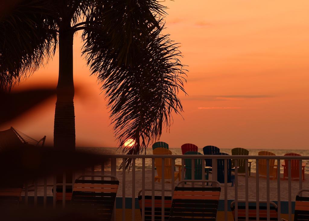 Plaza - Beachfront Resort 3*