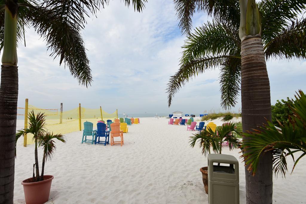 Resort Plaza - Beachfront 3*
