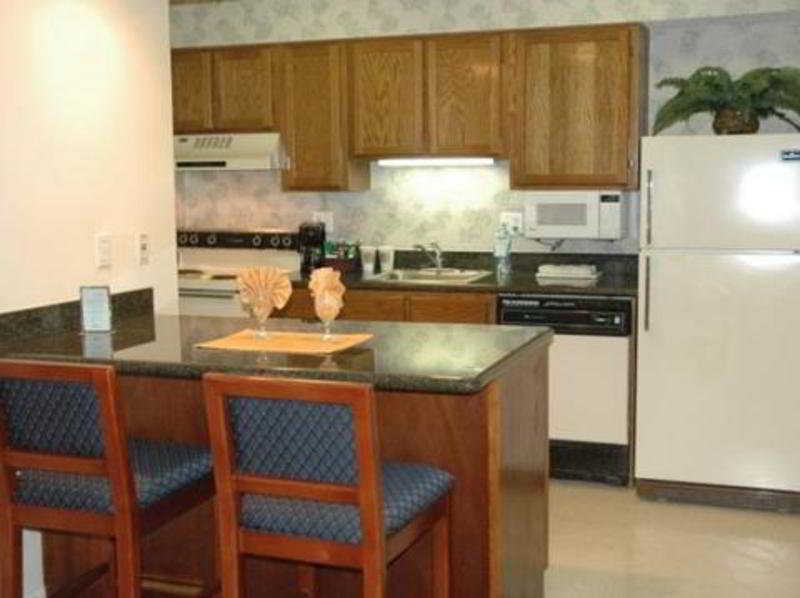 Chase Rocky Point Hotel 3*