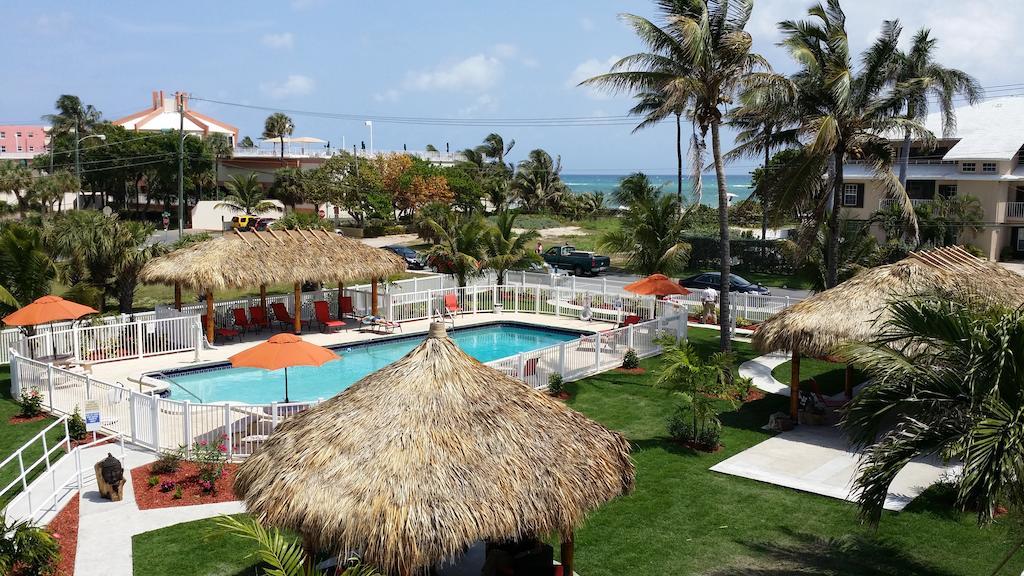 Hotel Oceans &