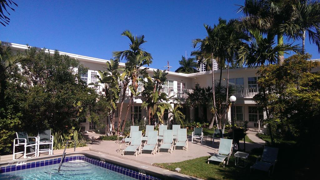 Grand Palm Plaza Hotel
