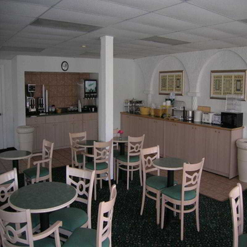 Motel Red Roof Tampa Bay -