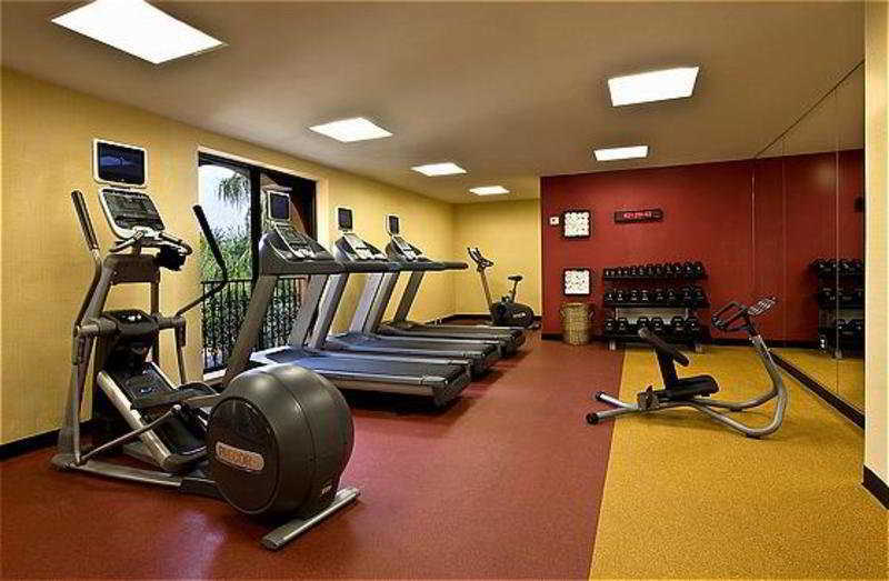 Hotel Courtyard By Marriott Sarasota/riverfront 3*