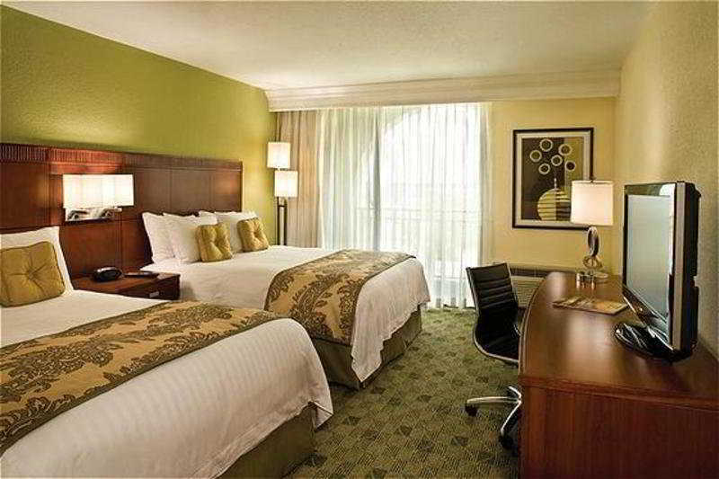 Hotel Courtyard By Marriott Sarasota/riverfront Bradenton