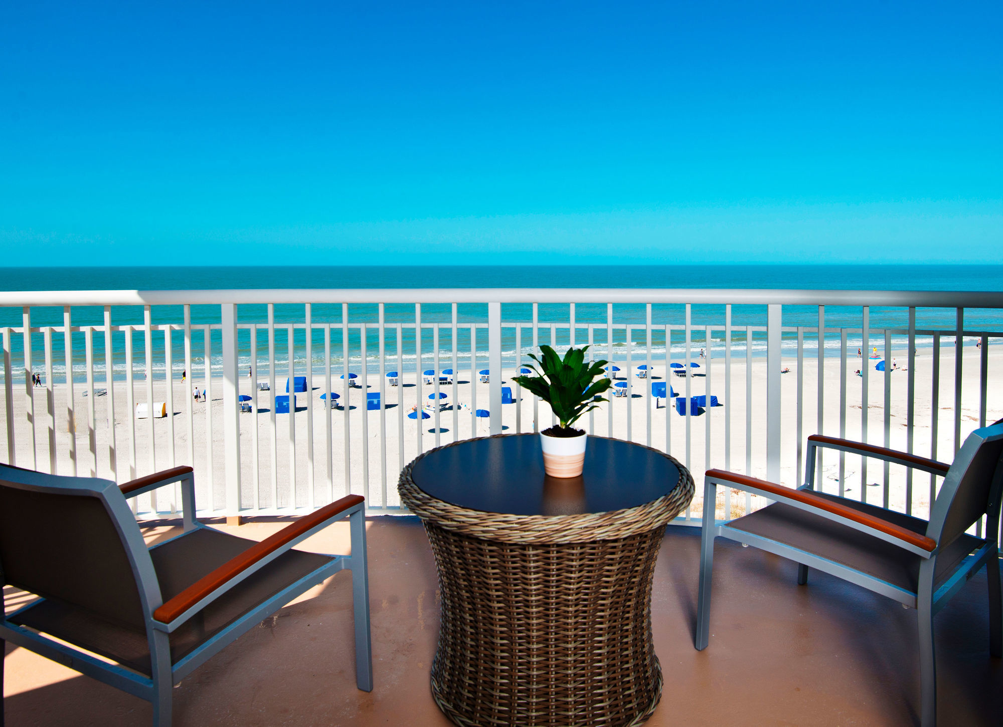 House By The Don Cesar Hotel 3*