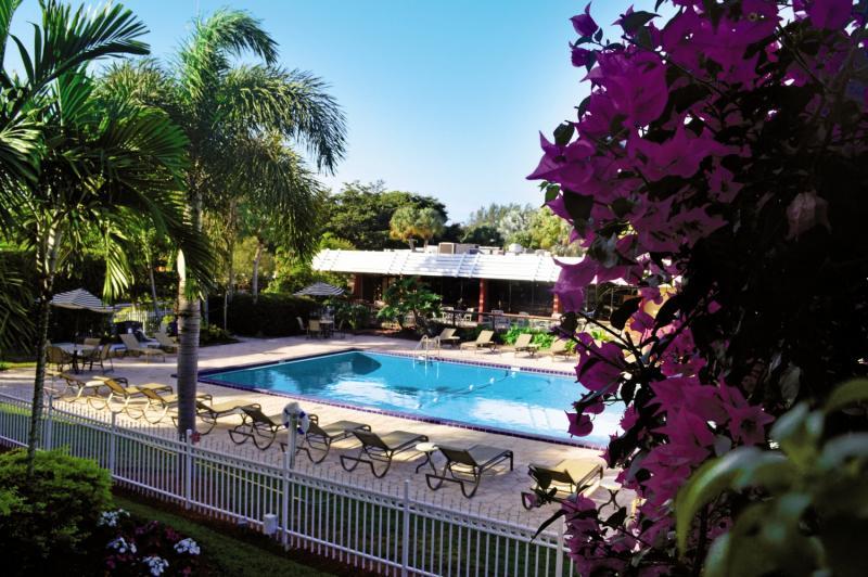 Hotel Collins