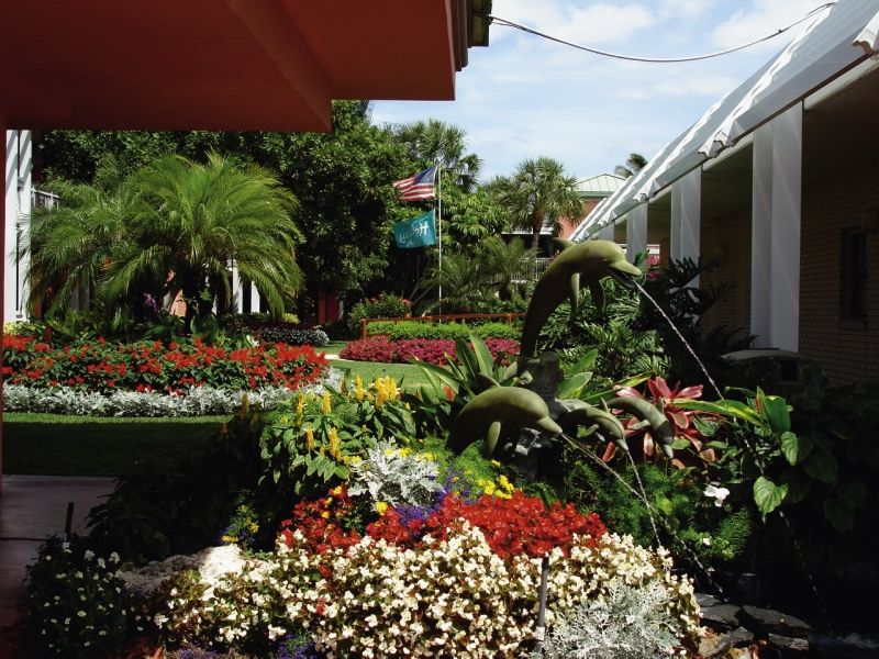 Collins Hotel Naples
