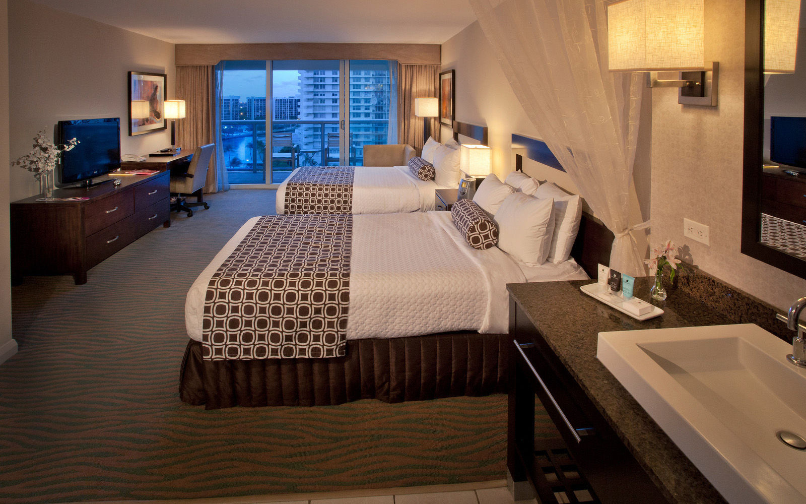 Doubletree 4* Hollywood