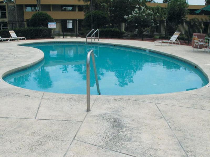 Hotel Baymont By Wyndham Daytona - Intl Speedway Daytona Beach