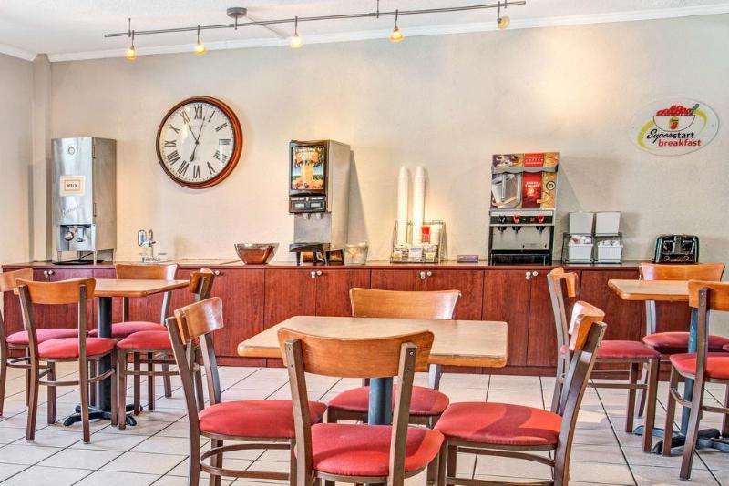 Super 8 By Wyndham Kissimmee/maingate/orlando Area 2* Celebration