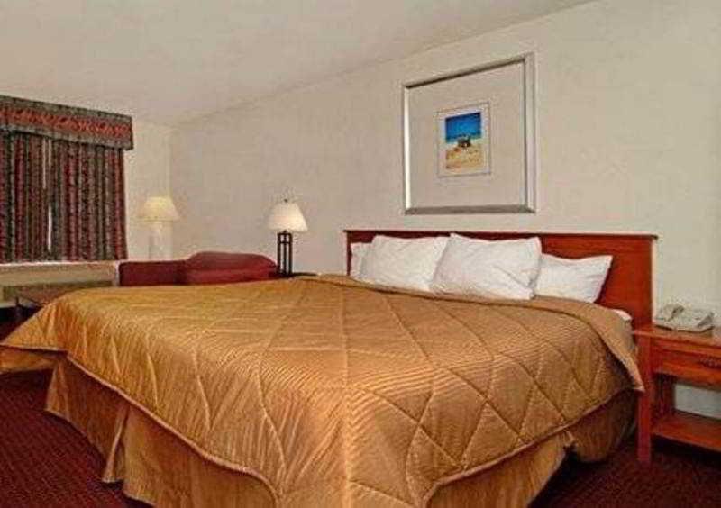 Econo Airport - Rj Stadium Lodge