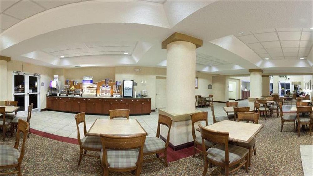 Express & International Airport By Ihg Hotel Orlando